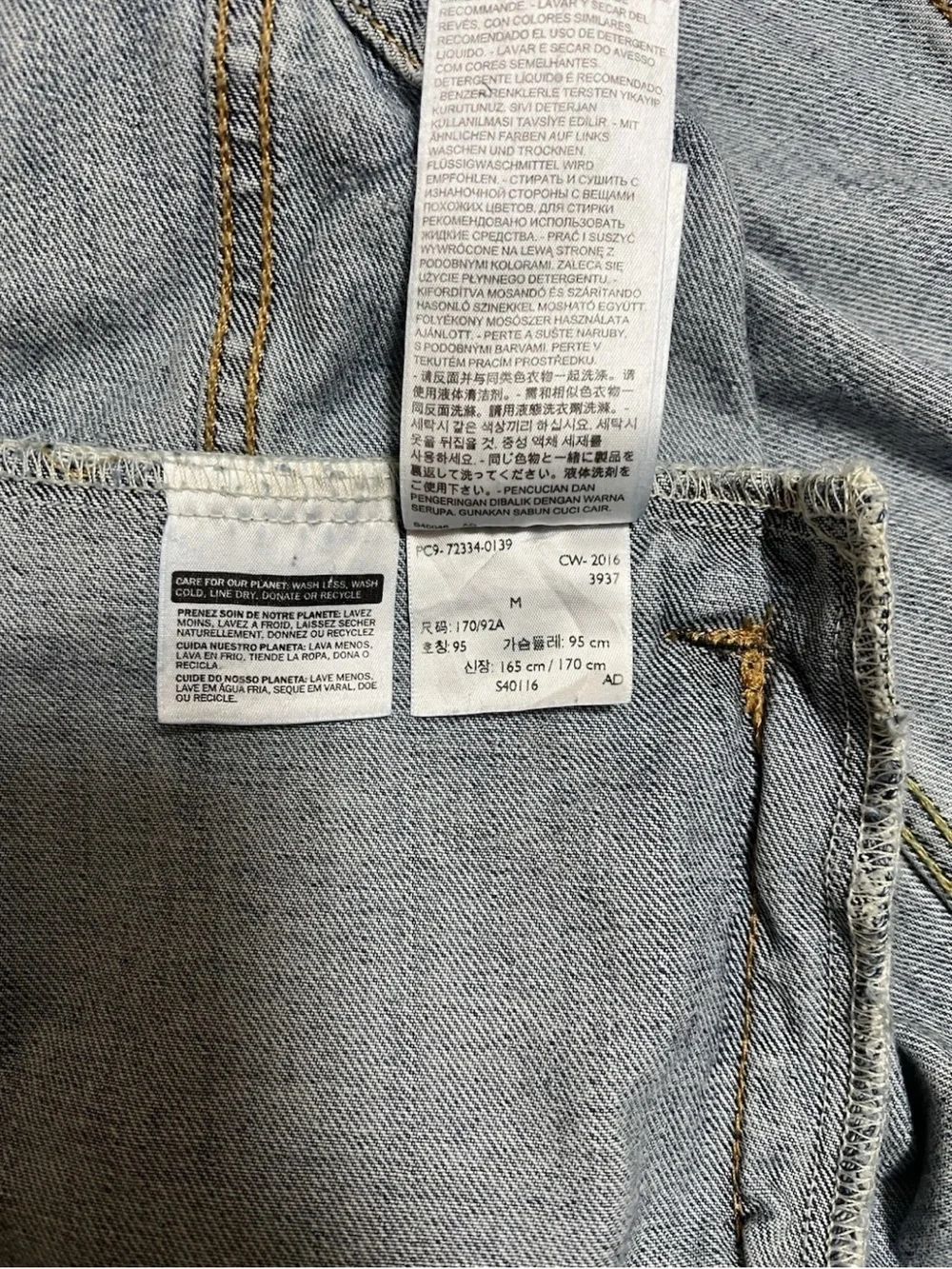 Levi's 72334-0139 Men's Medium Denim Trucker Jacket Faded Distressed Blue Jean M